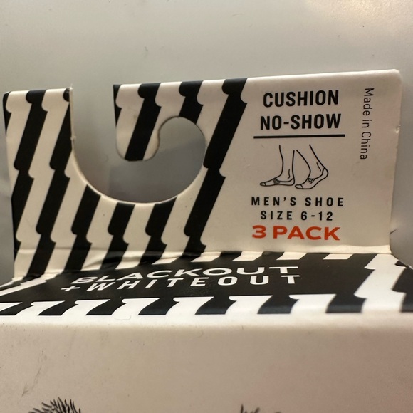 Pair of Thieves Men's Low-Cut No-Show Socks - Sage Green (3-Pack) - Picture 3 of 4